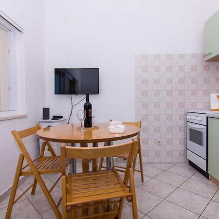 Apartments Ivica - Garden Terrace Слатине Екстер'єр фото