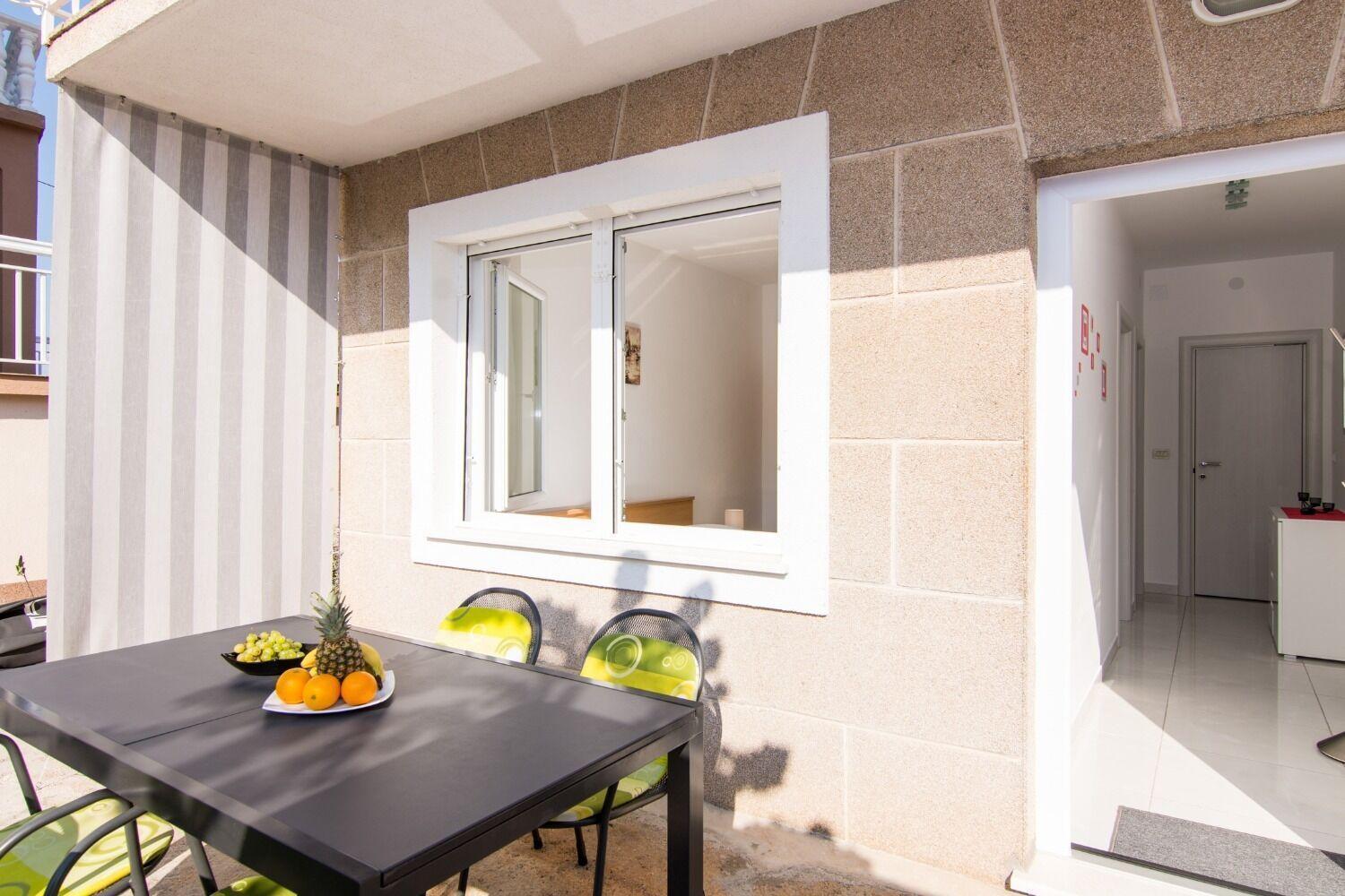 Apartments Ivica - Garden Terrace Слатине Екстер'єр фото
