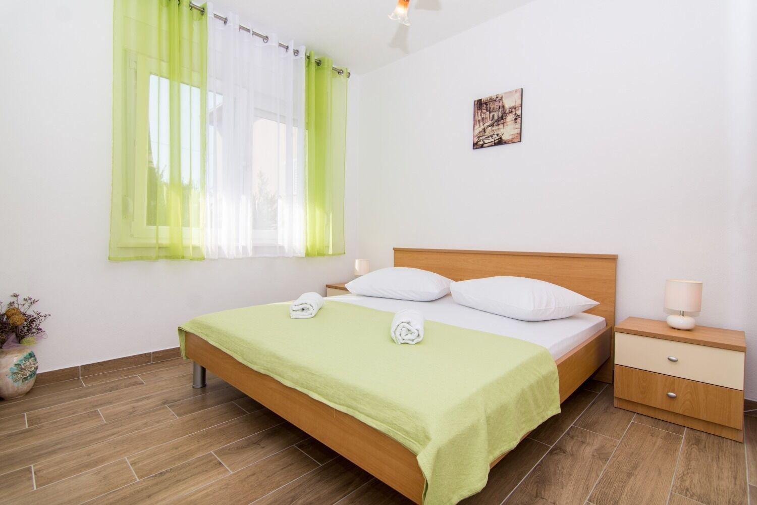 Apartments Ivica - Garden Terrace Слатине Екстер'єр фото
