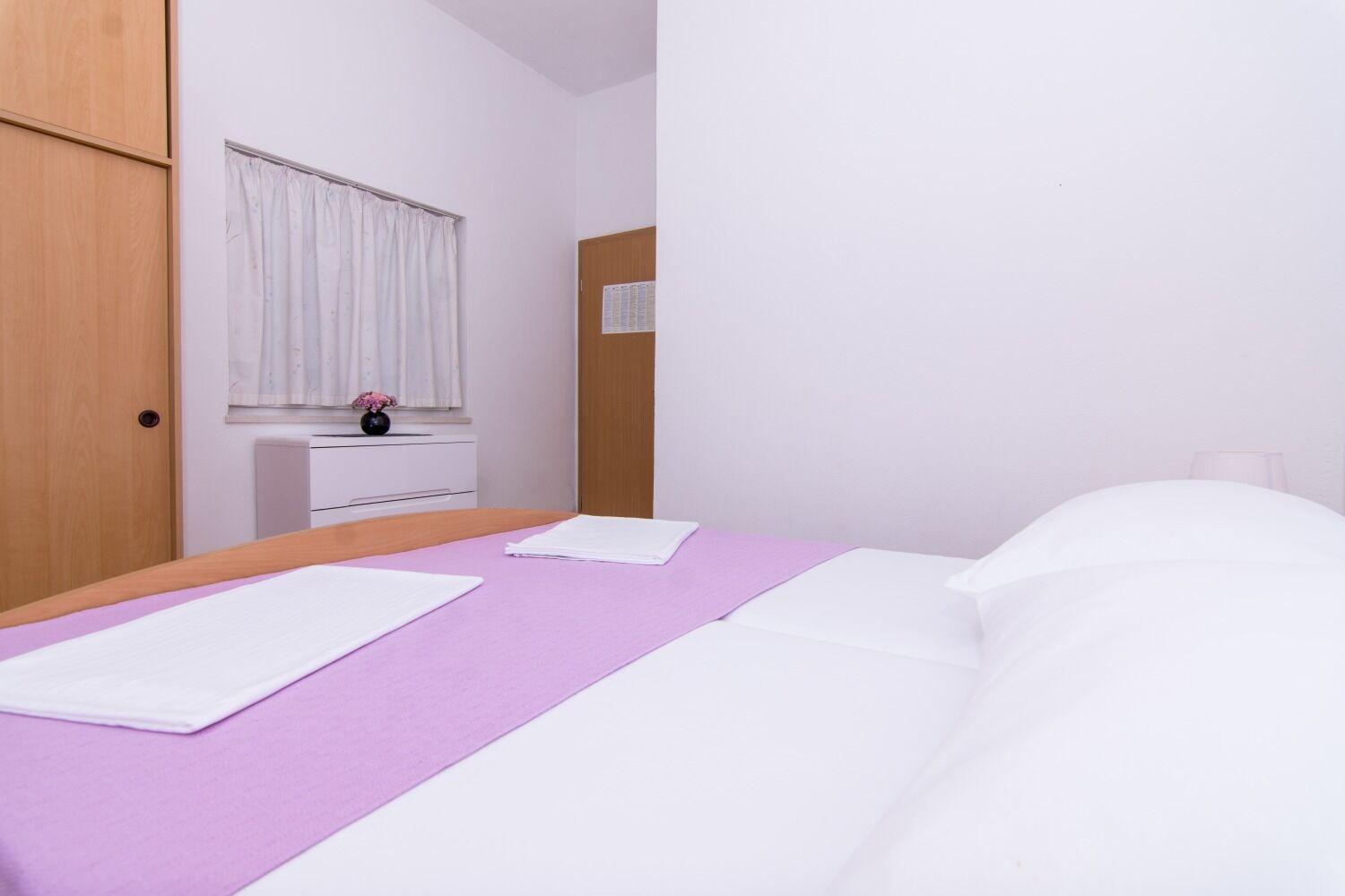 Apartments Ivica - Garden Terrace Слатине Екстер'єр фото